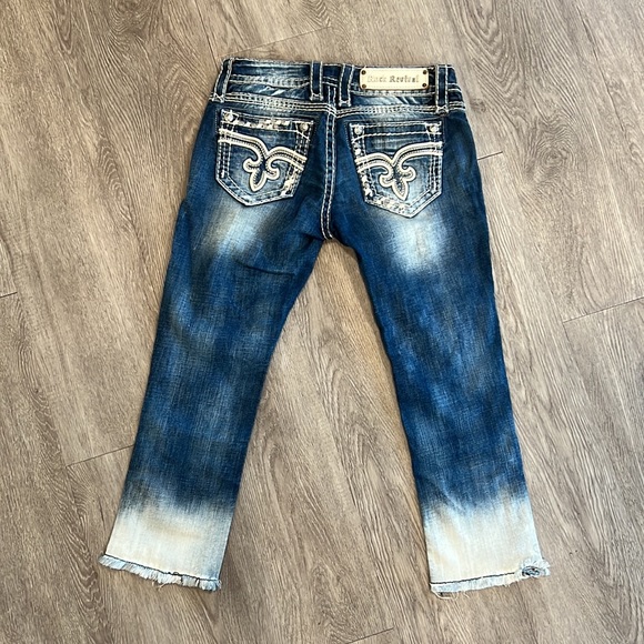 Rock Revival Cropped Jeans - Picture 2 of 2